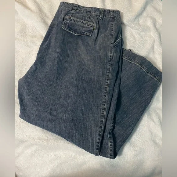 Liz Claiborne Women’s Relaxed Dark Gray Jeans - Picture 3 of 6